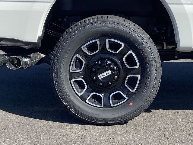 2025 Ford F-250
