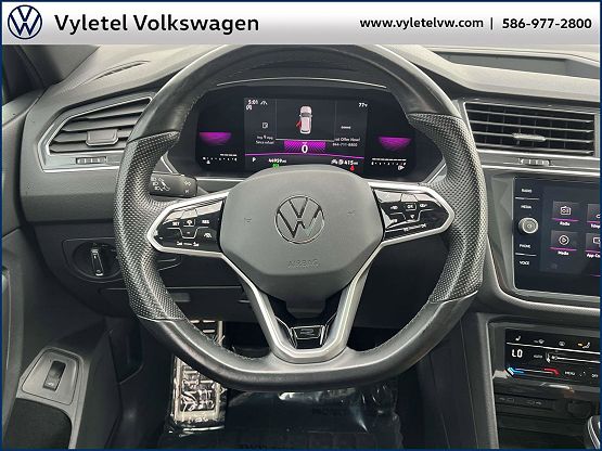 2022 Volkswagen Tiguan SE R-Line Black photo 10