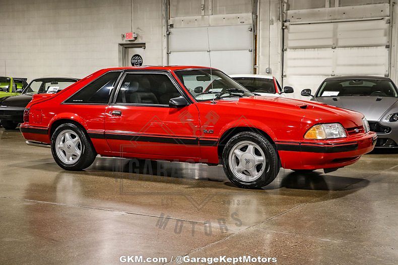1989 Ford Mustang LX image 17