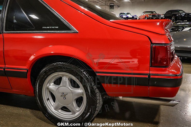 1989 Ford Mustang LX image 37