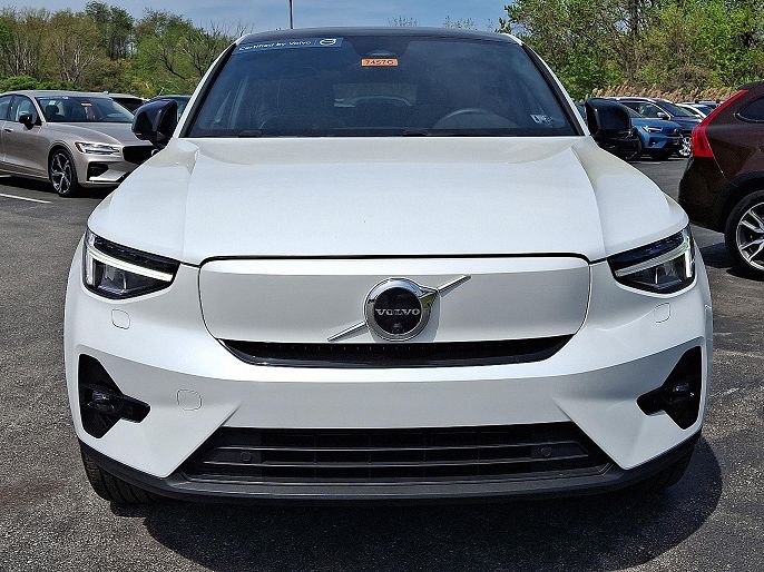 2023 Volvo C40