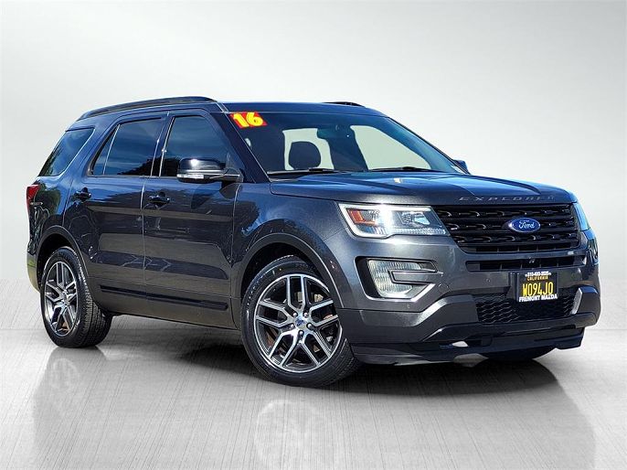 2016 Ford Explorer