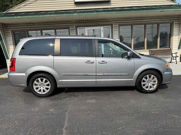2015 Chrysler Town & Country