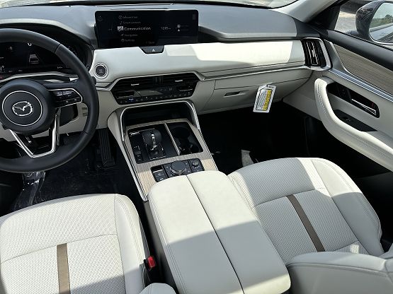 2025 Mazda CX-90 3.3 Turbo S Premium photo 2