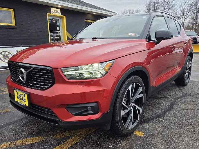 2022 Volvo XC40