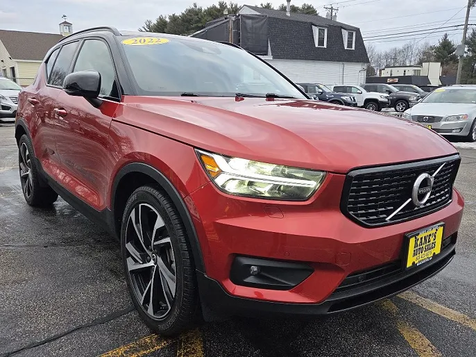 2022 Volvo XC40
