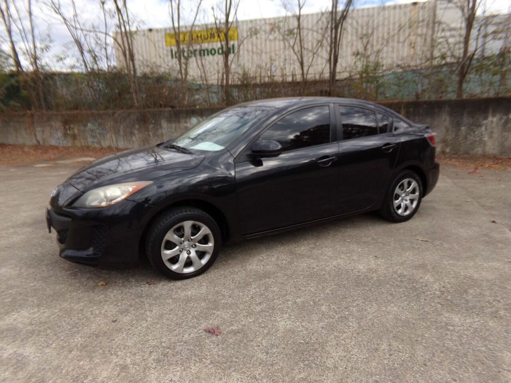 2013 Mazda Mazda3 i SV image 0