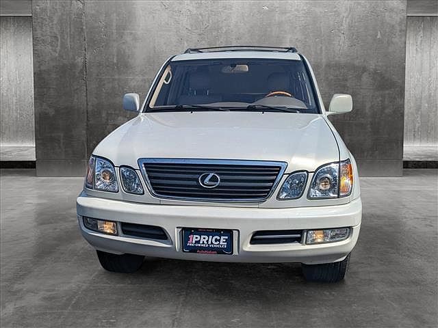 2002 Lexus LX 470 image 1