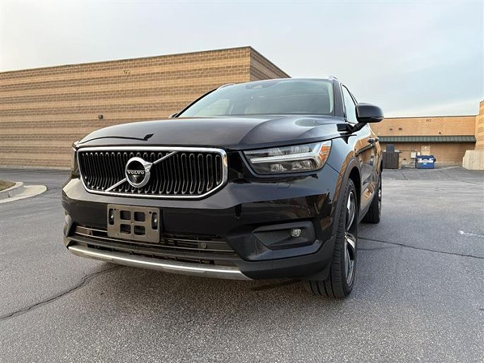 2021 Volvo XC40