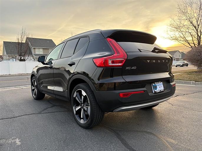 2021 Volvo XC40