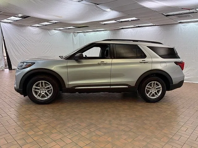 2025 Ford Explorer