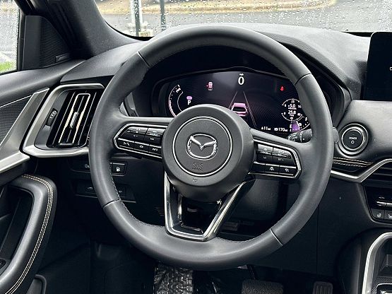 2025 Mazda CX-70 Premium Plus photo 8