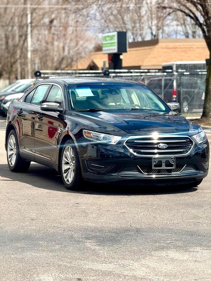 2018 Ford Taurus