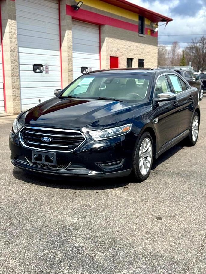 2018 Ford Taurus