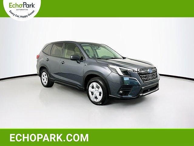 2022 Subaru Forester null image 0
