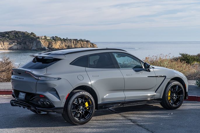 2023 Aston Martin DBX
