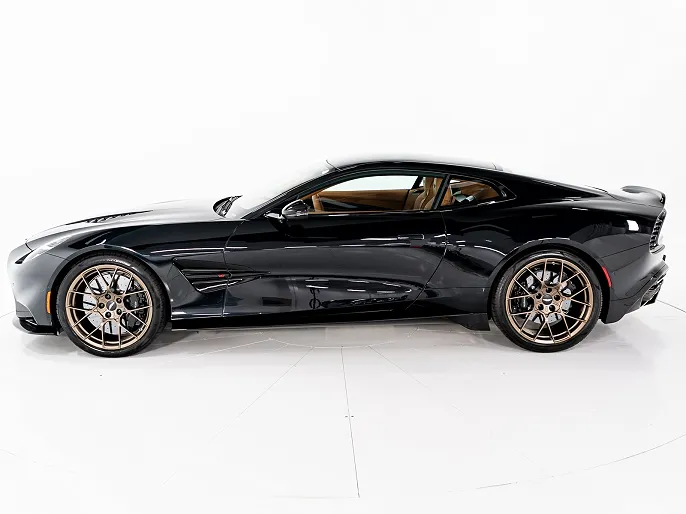 2025 Aston Martin Vanquish