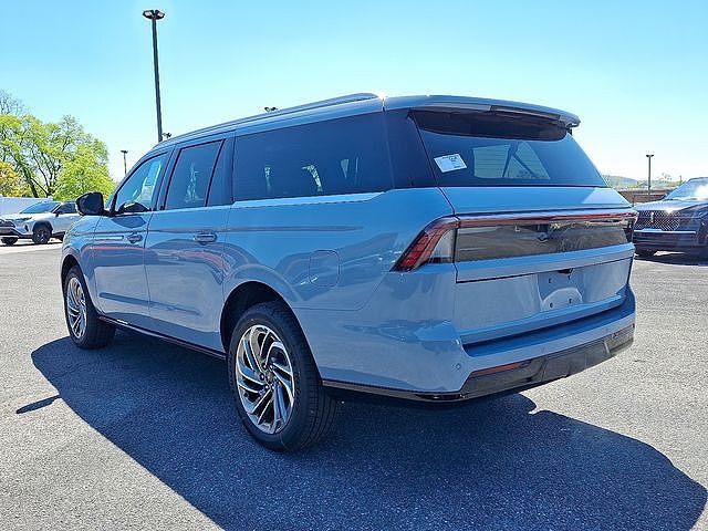 2026 Lincoln Navigator L