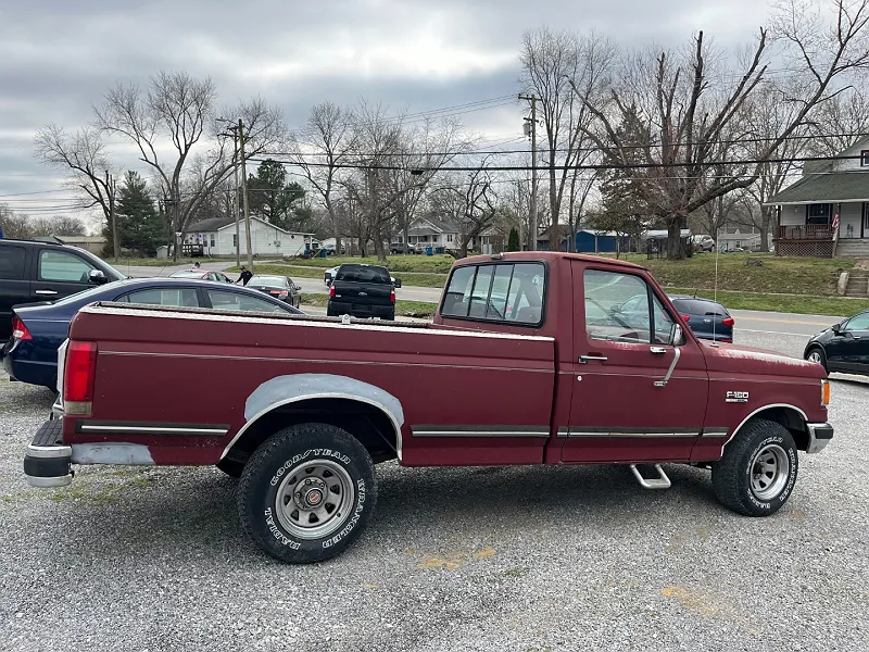 1989 Ford F-150 S image 2
