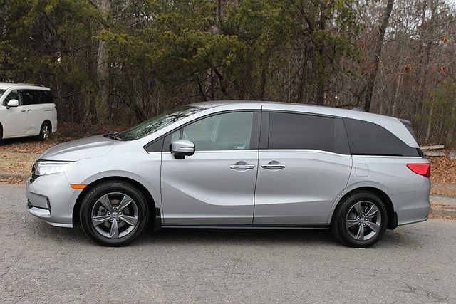2022 Honda Odyssey EX image 1
