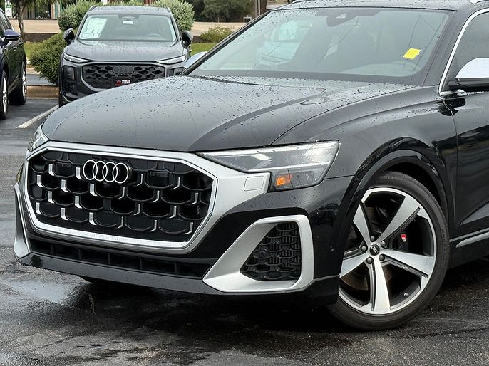 2024 Audi SQ8