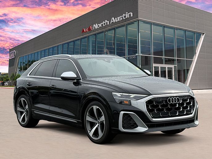 2024 Audi SQ8