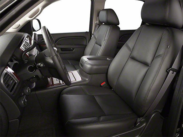 2013 Chevrolet Suburban 1500 LT image 7