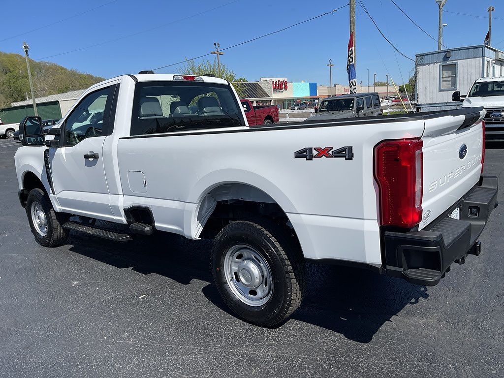 2025 Ford F-250