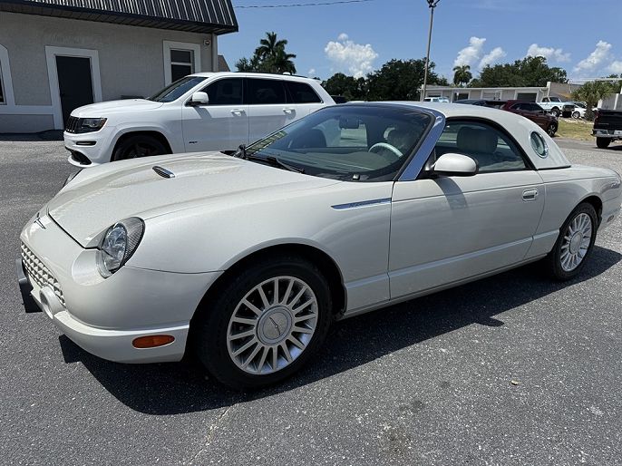 2005 Ford Thunderbird