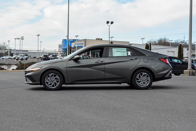 2025 Hyundai Elantra