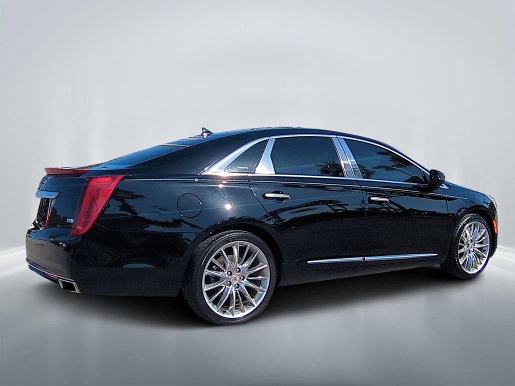 2013 Cadillac XTS Platinum image 3
