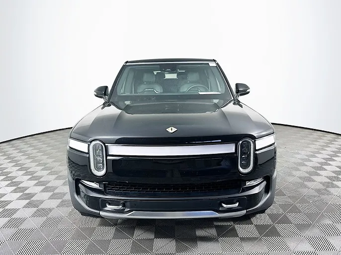 2022 Rivian R1S