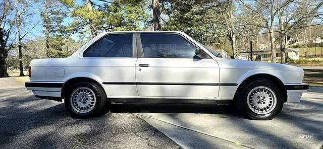 1989 BMW 3 Series 325is image 39