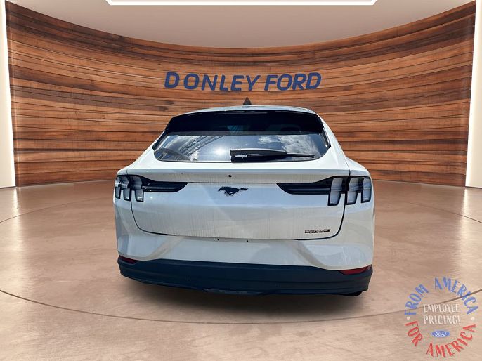 2025 Ford Mustang Mach-E