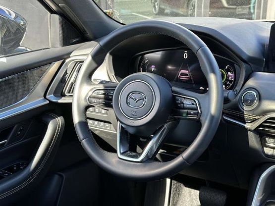 2024 Mazda CX-90 Premium Plus photo 8