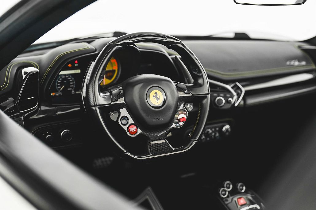 2014 Ferrari 458 Italia image 1