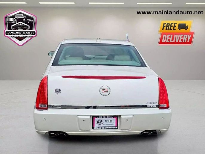 2011 Cadillac DTS