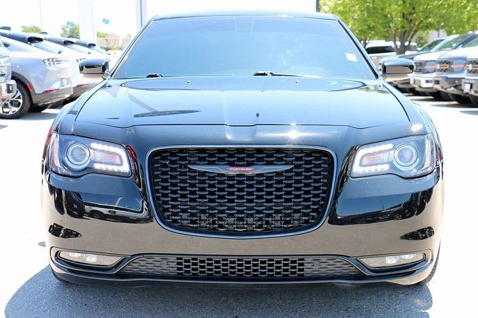 2023 Chrysler 300