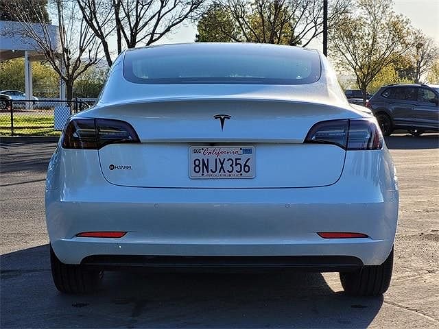 2020 Tesla Model 3 Standard Range image 7