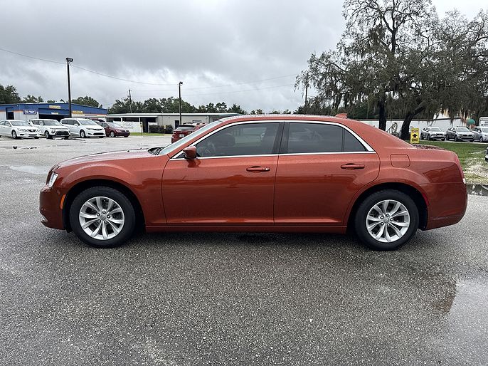 2021 Chrysler 300