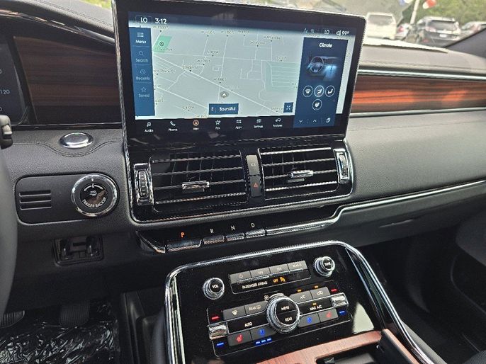 2024 Lincoln Navigator L