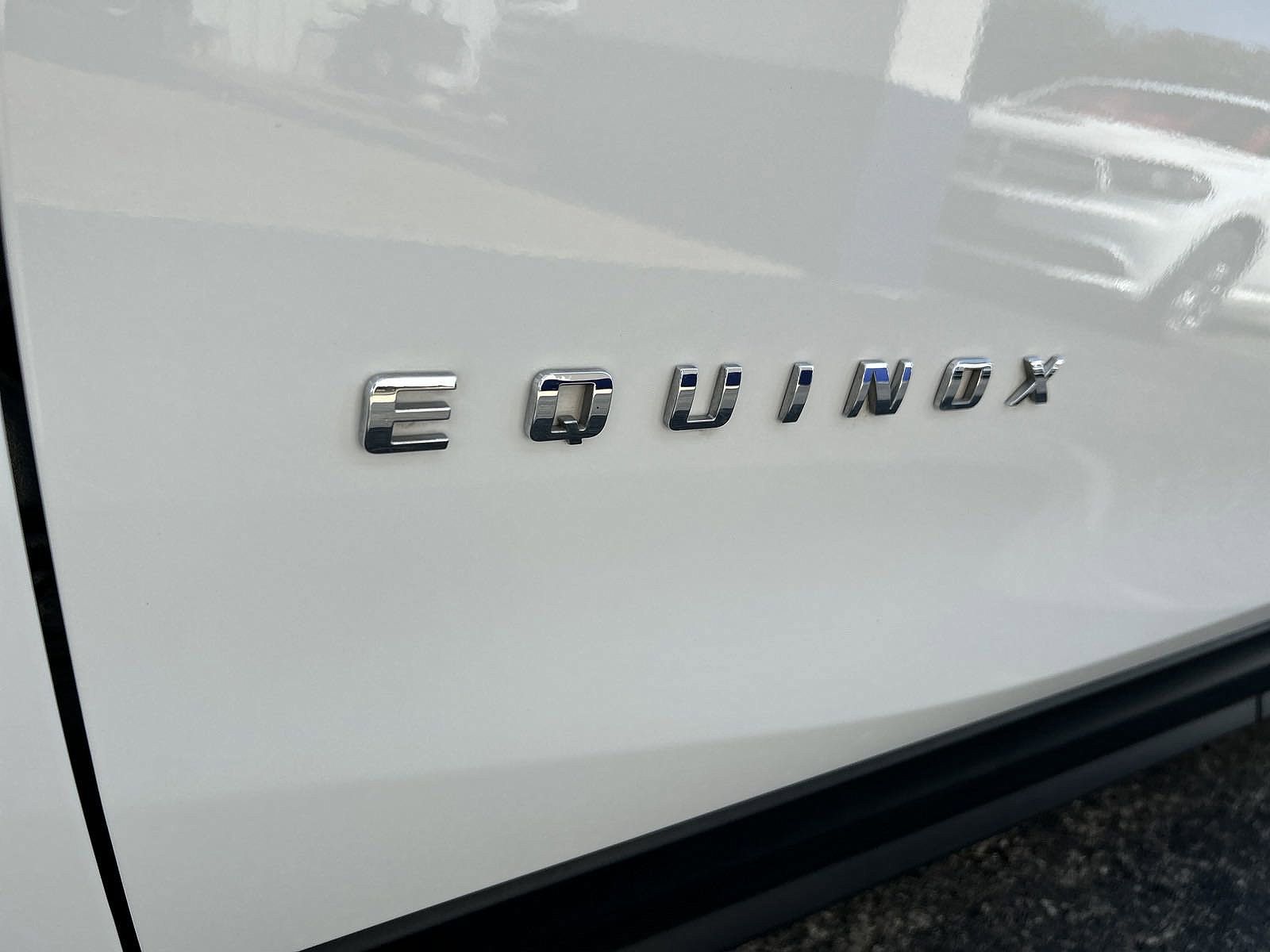2021 Chevrolet Equinox LT image 32