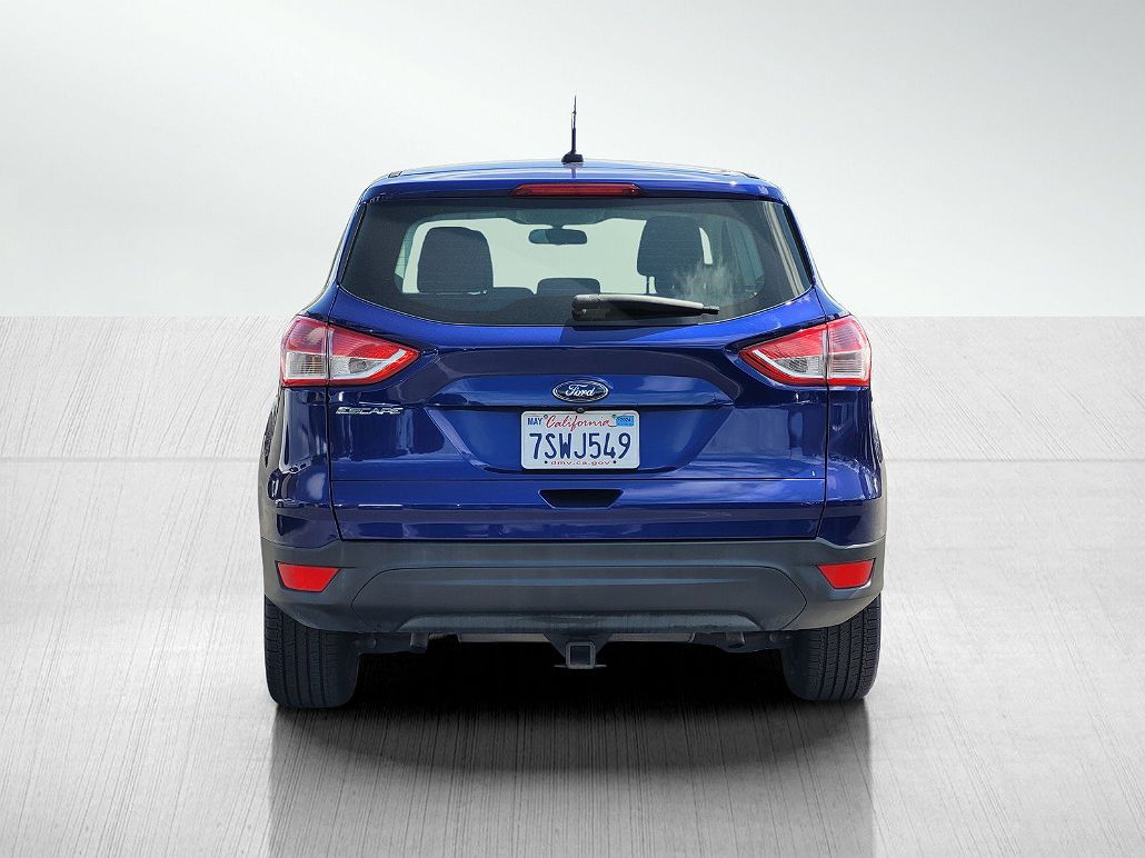 2016 Ford Escape S image 5