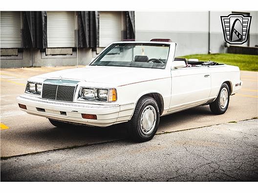 1986 Chrysler LeBaron null image 4