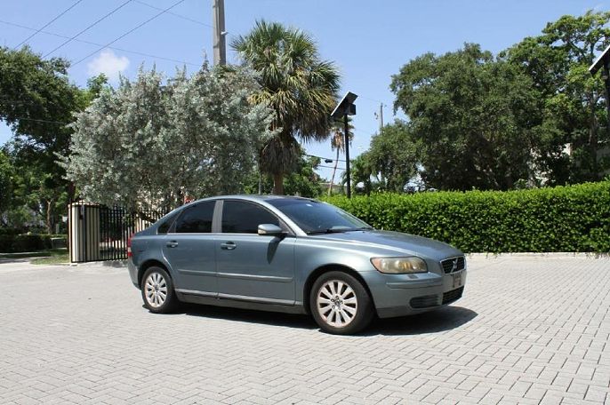 2004 Volvo S40