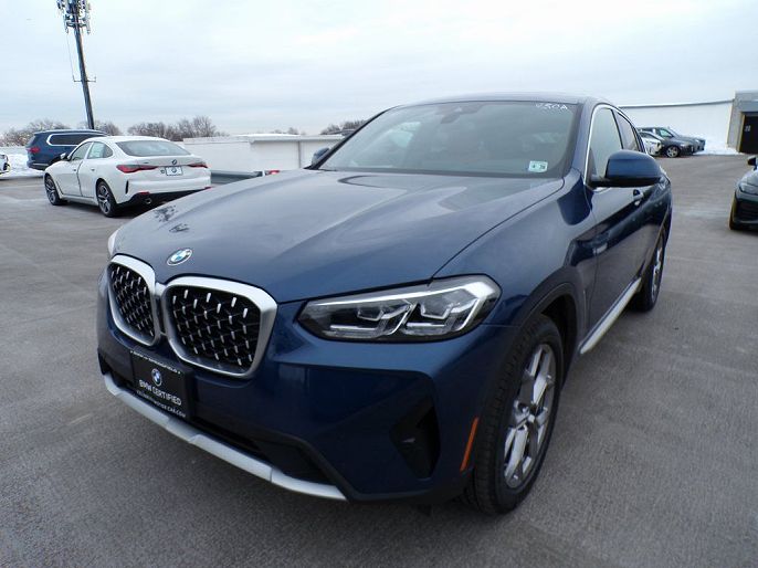 2023 BMW X4