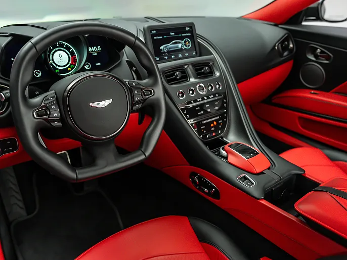 2023 Aston Martin DBS