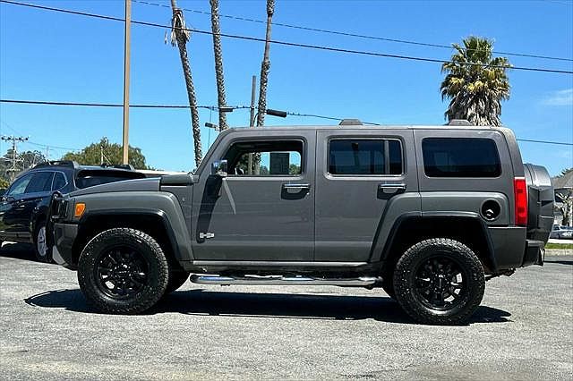 2008 Hummer H3 null image 5