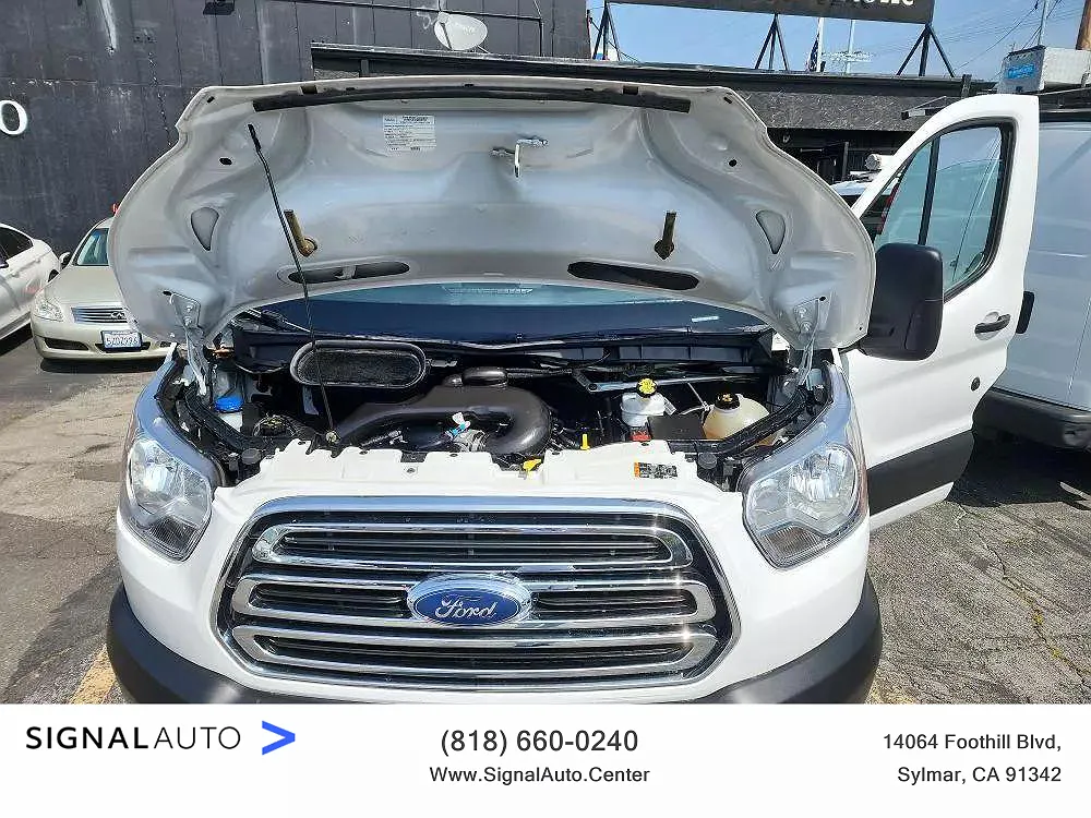 2019 Ford Transit XLT image 3