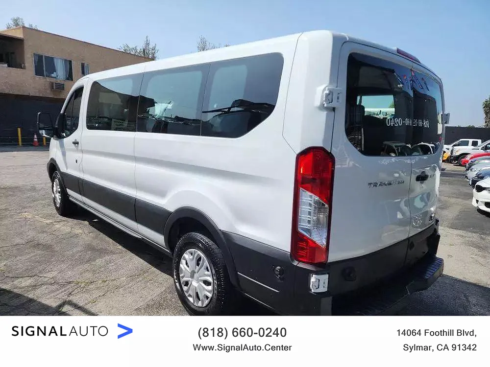 2019 Ford Transit XLT image 4